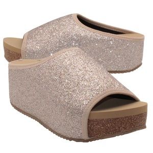 VOLATILE FESTINA PLATFORM SANDALS women’s size 8M, blush glitter, new in box